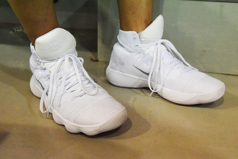 Nike ハイパーダンク2017 フライニット 富樫勇樹着用モデル！！