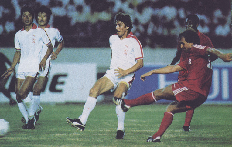 KING GEAR Archive VOL61 (2021/10/29) | マラドーナのスパイク